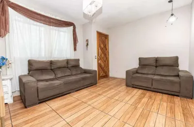 Casa à venda na Rua Renascença, 211, Santa Felicidade, Curitiba