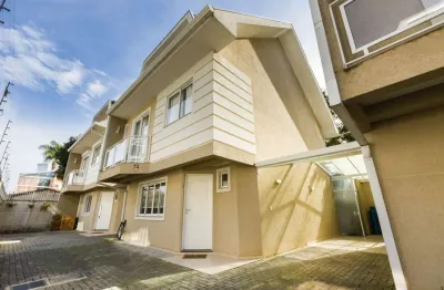 Sobrado com 3 quartos  em santa felicidade de 139,49 m²