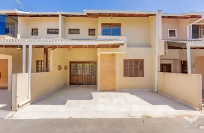 Casa com 3 quartos para alugar na Rua Francisco Fay Neves, 52, Santa Felicidade, Curitiba