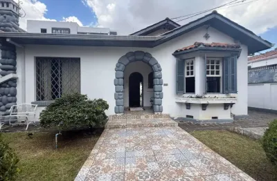 Casa comercial com 6 salas para alugar na Alameda Augusto Stellfeld, 1015, Centro, Curitiba