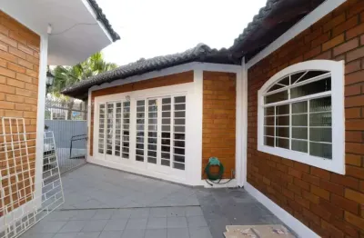 Ponto comercial com 4 salas para alugar na Rua Via Veneto, 1140, Santa Felicidade, Curitiba