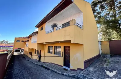 Casa com 2 quartos à venda na Rua Acelino Grande, 50, Butiatuvinha, Curitiba