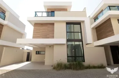 Sobrado em condomínio em santa felicidade com 129,30m²
