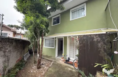 Casa com 3 quartos para alugar na Rua Acelino Grande, 541, Santa Felicidade, Curitiba