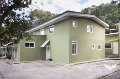 Casa com 3 quartos para alugar na Rua Acelino Grande, 541, Butiatuvinha, Curitiba
