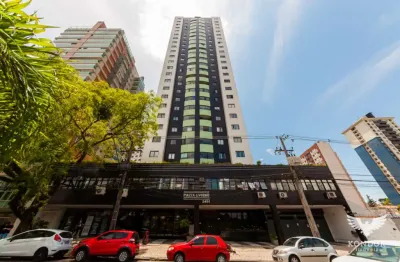 Apartamento com 3 quartos para alugar na Avenida Presidente Affonso Camargo, 2491, Cristo Rei, Curitiba