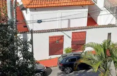 Casa com 12 suítes ( todas locadas e com renda ) à venda, 300 m² por r$ 3.500.000 - metrô santa cruz- são paulo/sp