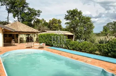 Chácara / sítio com 2 quartos à venda no Vale do Igapó, Bauru 