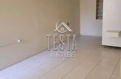 Casa com 3 quartos para alugar na Vila Souto, Bauru 
