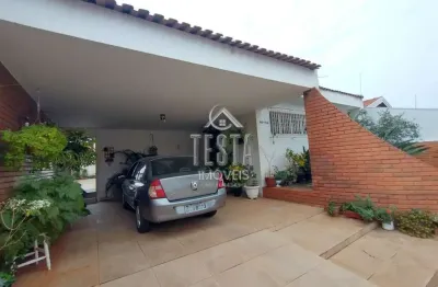 Casa com 4 quartos à venda na Vila Camargo, Bauru 