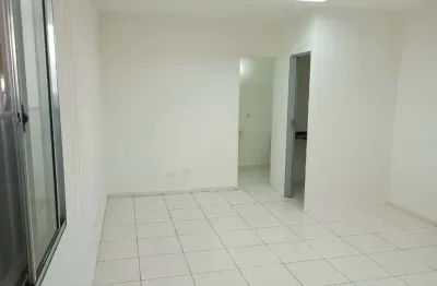 Sala comercial para alugar na Avenida Santa Catarina, 2233, Vila Mascote, São Paulo por R$ 1.799