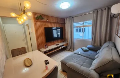 Apartamento com 02 quartos 01 bwc localizado no estreito florianópolis sc.