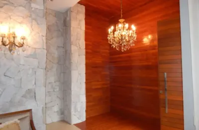 Casa com 3 quartos à venda no Parque Residencial Alcântara, Londrina 