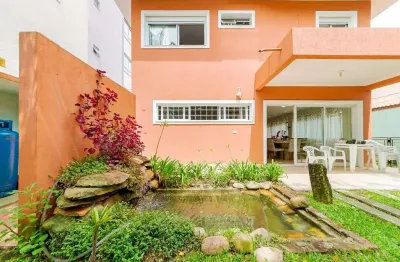 Casa com 4 quartos à venda na rua doutor joaquim ignácio silveira da motta, 1083, uberaba, curitiba por r$ 1.400.000