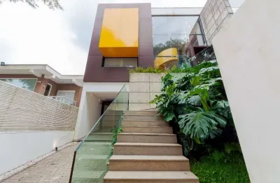 Casa com 3 quartos para alugar na rua doutor ney leprevost, 72, santo inácio, curitiba por r$ 23.000