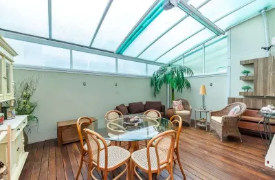 Casa com 4 quartos à venda na rua valentin harkot, 231, campina do siqueira, curitiba por r$ 1.200.000
