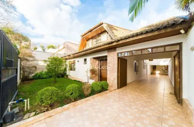 Casa com 4 quartos à venda na rua alcebíades plaisant, 475, água verde, curitiba por r$ 1.290.000