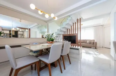 Casa com 3 quartos à venda na Rua Paulo Setúbal, 1908, Hauer, Curitiba por R$ 829.000