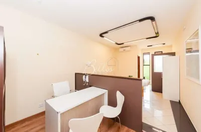 Sala comercial para alugar na Rua João Tschannerl, 447, Vista Alegre, Curitiba por R$ 1.300