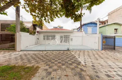 Casa para alugar na Rua General Carneiro, 890, Alto da Glória, Curitiba por R$ 4.400