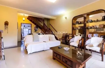 Casa com 3 quartos à venda na rua nossa senhora de fátima, 67, santa paula, são caetano do sul, 259 m2 por r$ 1.699.000