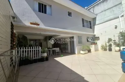 Casa com 4 quartos à venda na rua maceió, 541, barcelona, são caetano do sul, 329 m2 por r$ 2.150.000