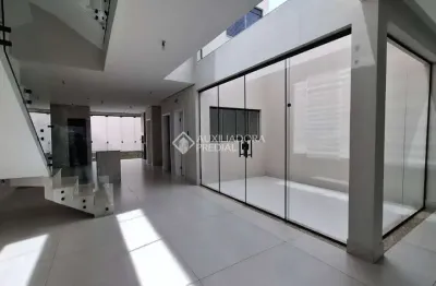 Casa com 3 quartos à venda na rua pelegrino bernardo, 318, olímpico, são caetano do sul, 433 m2 por r$ 3.199.900