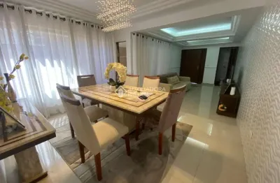 Casa com 3 quartos à venda na rua margarida, 84, santo antônio, são caetano do sul, 270 m2 por r$ 2.500.000