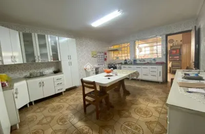 Casa com 3 quartos à venda na rua bom pastor, 890, osvaldo cruz, são caetano do sul, 200 m2 por r$ 800.000