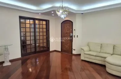 Casa com 4 quartos à venda na Avenida Belo Horizonte, 120, Jardim São Caetano, São Caetano do Sul, 318 m2 por R$ 2.300.000