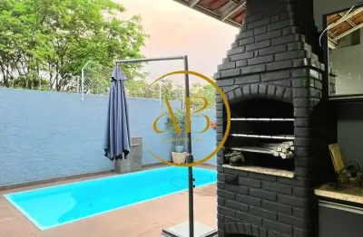 Otima casa com piscina na vila do golfe a poucos minutos do shoppping iguatemi