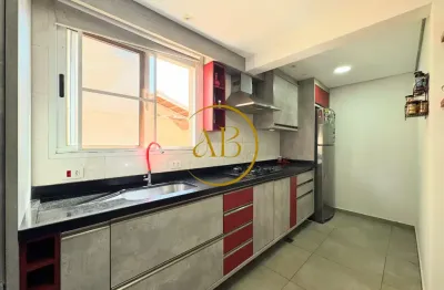 Linda casa com 3 dormitório em condomínio fechado na vila do golf