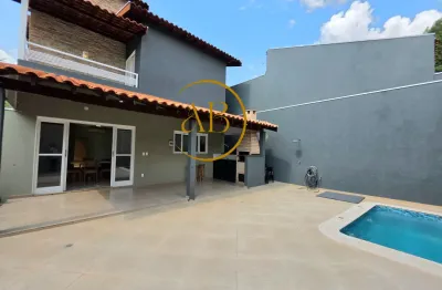 Linda casa sobrado em condomínio fechado com total segurança e privacidade