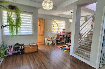 Linda casa no Condomínio Turmalina com muito lazer e segurança