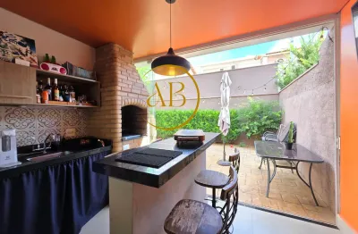 Excelente casa em condomínio fechado na vila do golf - reformada