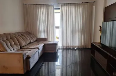 Excelente apartamento em andar alto, com 4 dormitórios no aquarius
