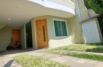 Lareira, piso aquecido, ar e churrasqueira 3 suítes