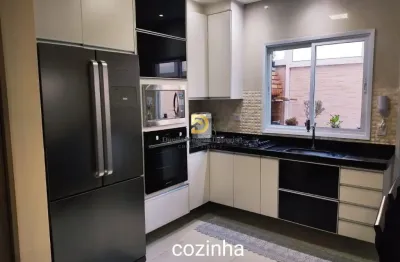 Linda casa á venda condómino ramada santana de parnaíba