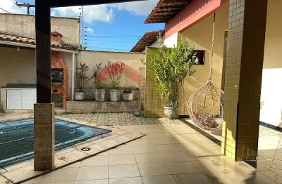 Casa com 6 quartos à venda no Planalto Vinhais I, São Luís  por R$ 600.000