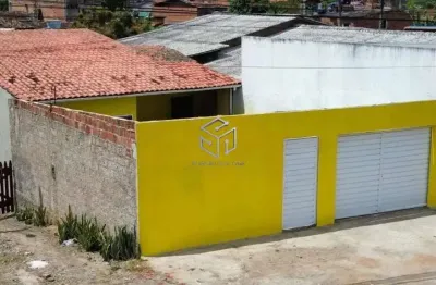 Casa à venda na Avenida Cícero Batista de Oliveira, Santa Luzia, Gravatá