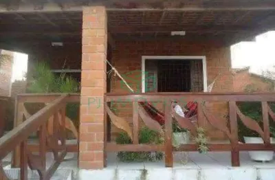 Casa mobiliada com 03 quartos no cruzeiro, gravatá/pe