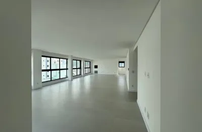 Cobertura horizontal à venda, centro de balneário camboriú