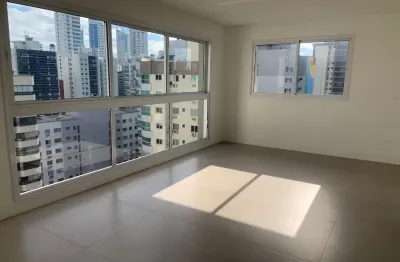 Apartamento novo com 03 suítes à venda em balneário camboriú