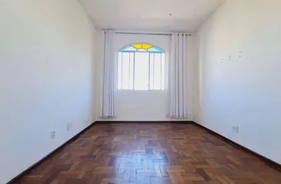 Cobertura de três quartos, bairro bom pastor, 300 mil