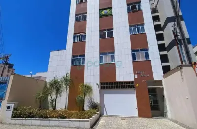 Apartamento com 01 quarto para locação no morro da glória por r$ 900,00 mais taxas.