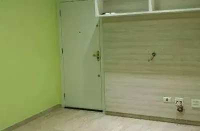 Apartamento a uma quadra  da praia  com 1 dormitório   santos/sp