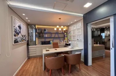 Sala comercial à venda em Pedra Branca, Palhoça  por R$ 650.000