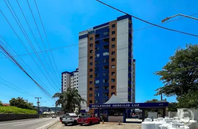 Apartamento com 2 quartos para alugar na Avenida Governador Ivo Silveira, 177, Estreito, Florianópolis