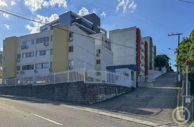 Encontre a tranquilidade de um lar no estreito, em florianópolis
