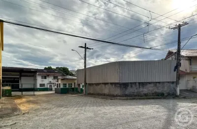 Galpão ideal para operações logísticas em são josé, com amplo espaço de estacionamento